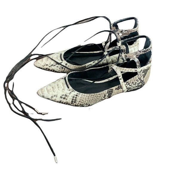 Schutz Beryl Snake Print Lace Up Tie Strappy Flats Size 38 - Picture 1 of 14